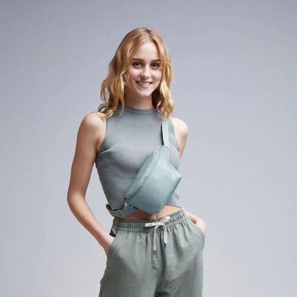 GOT BAG Hip Bag sport bag belt bag fanny pack Recycled Plastic Reef NWT - Vegan - Picture 3 of 15